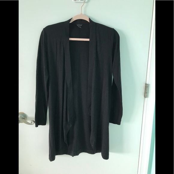 Ann Taylor Top - Picture 1 of 9